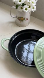 داچ آون تابه (ارتفاع بلند)چدن سایز 28 سبز پاستیلی - تصویر 6
